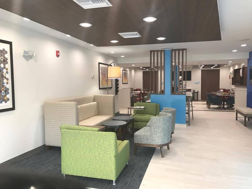 Hotel Holiday Express - South - I-75 By Ihg