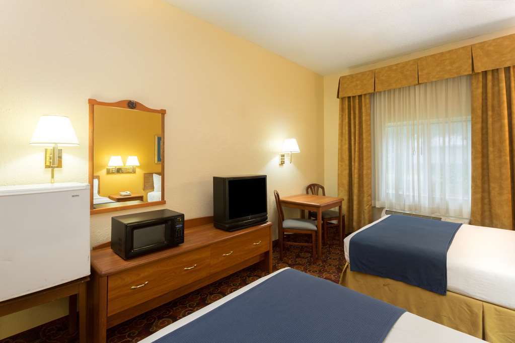 Hotel Holiday Express - South - I-75 By Ihg 2*